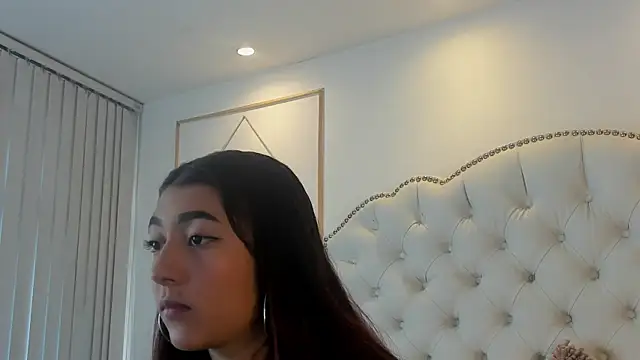 Sara funy online show from June 3, 11:44 am