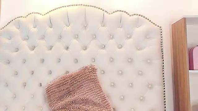 Sara funy online show from March 26, 11:19 am