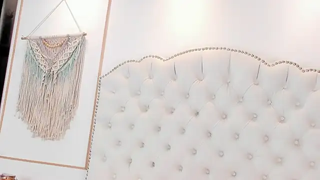 Sara funy online show from March 31, 11:12 am