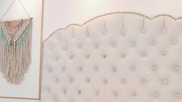 Sara funy online show from April 11, 11:36 am