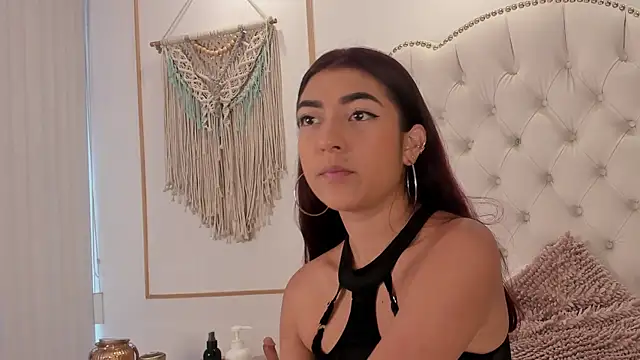 Sara funy online show from March 28, 11:33 am