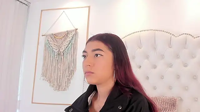 Sara funy online show from April 8, 11:33 am