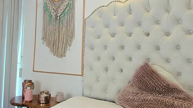 Sara funy online show from March 18, 12:30 pm