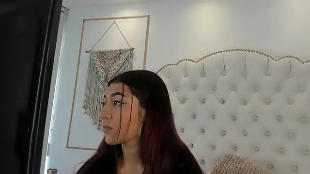 Snapshot of Sara_funy chatting on May 22, 11:30 am Sara funy online show from May 22, 11:30 am