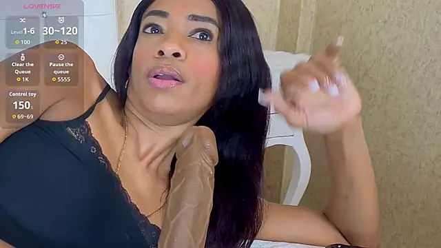 Snapshot of Sammantha_hotx chatting on June 18, 1:04 am Sammantha hotx online show from June 18, 1:04 am