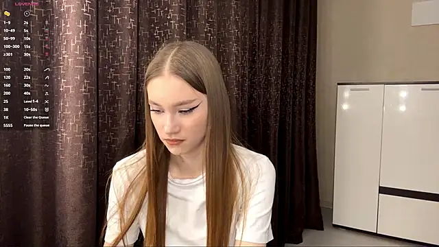 NuDonzze online show from March 30, 6:09 pm