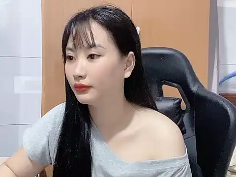 Sunny2868 online show from March 3, 3:46 am