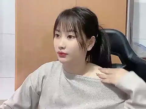 Sunny2868 online show from March 13, 6:07 am