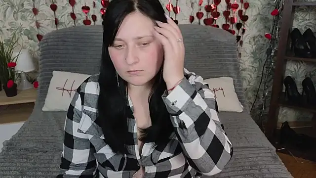 AngelNoir  online show from February 24, 9:04 pm