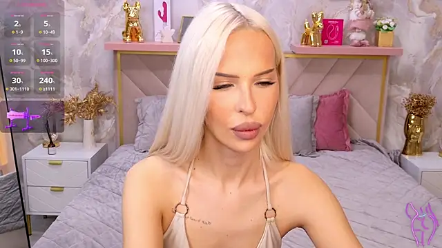 EvaXElfi online show from April 3, 12:28 am