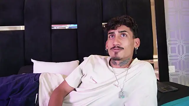 Dark Eros  online show from March 12, 7:51 pm