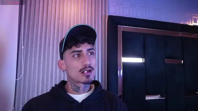 Dark Eros  online show from April 12, 3:21 am