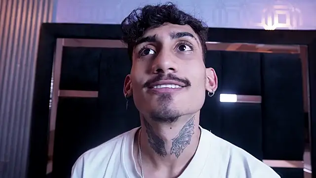 Dark Eros  online show from April 19, 3:51 am