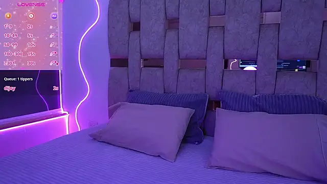 Petitte Mussa online show from April 11, 3:36 am