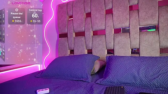 Petitte Mussa online show from April 10, 3:46 am