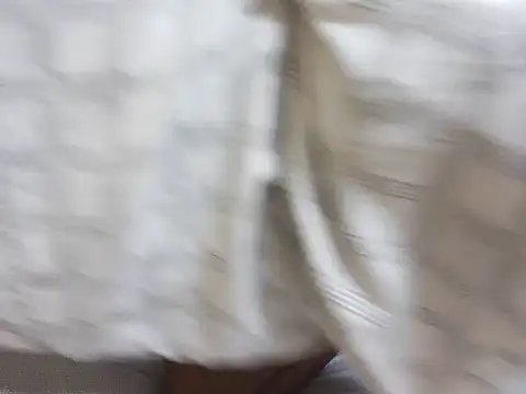 SWEETSCARLET20 online show from August 4, 8:57 pm