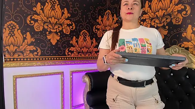 iliy perverted online show from May 26, 11:41 am