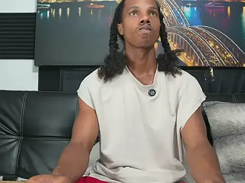 Snapshot of Josh_fit7 chatting on June 16, 2:17 pm Josh fit7 online show from June 16, 2:17 pm
