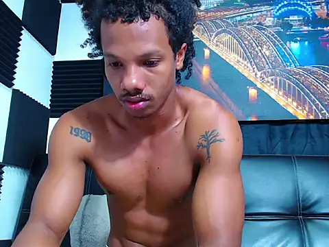 Snapshot of Josh_fit7 chatting on March 27, 1:23 pm Josh fit7 online show from March 27, 1:23 pm