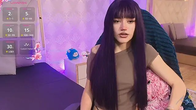 Cloee tay1 online show from March 25, 12:15 pm