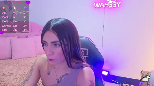 LINDSAY TAY online show from March 3, 3:46 am