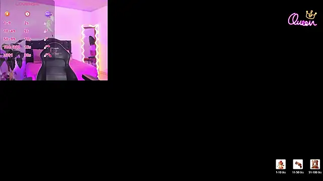 LINDSAY TAY online show from April 16, 3:18 am