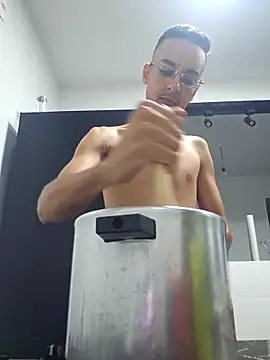 Snapshot of jhowbala chatting on March 1, 1:38 am jhowbala online show from March 1, 1:38 am