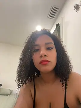 Snapshot of tokishaaa10 chatting on March 2, 12:44 am tokishaaa10 online show from March 2, 12:44 am