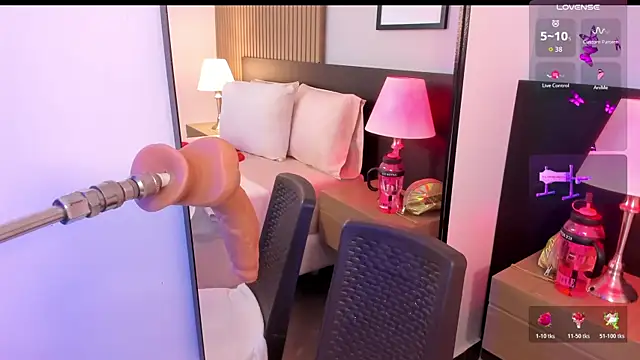 lanna doll  online show from April 9, 12:11 pm