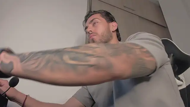 Axel  Blaze online show from March 17, 12:19 pm