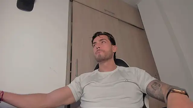 Axel  Blaze online show from March 11, 12:32 pm