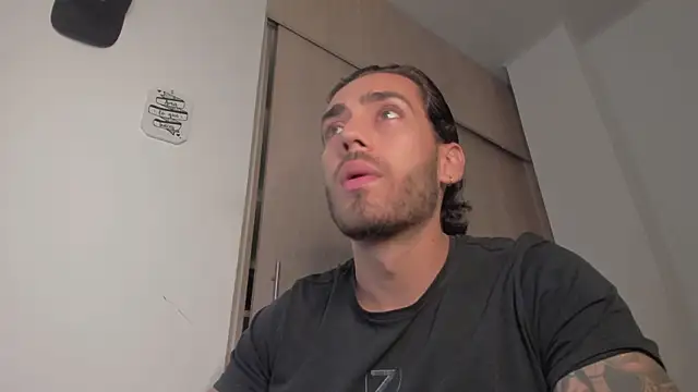 Axel  Blaze online show from March 9, 12:41 pm