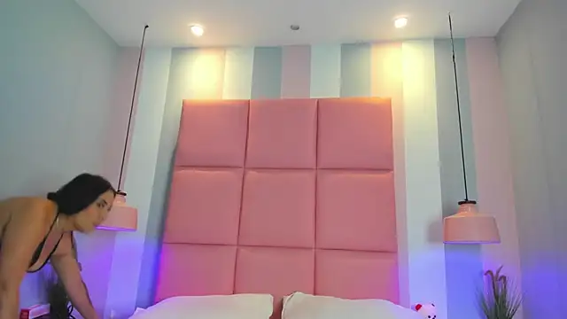 Ana MariaB online show from February 26, 5:46 pm