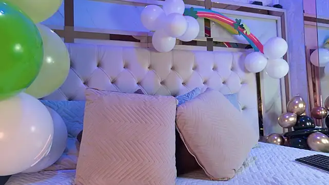 kamilla rossi online show from March 16, 7:16 pm