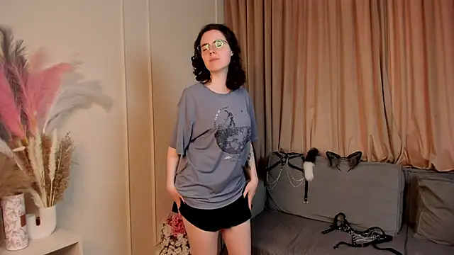 MuiEagan online show from March 15, 12:34 pm