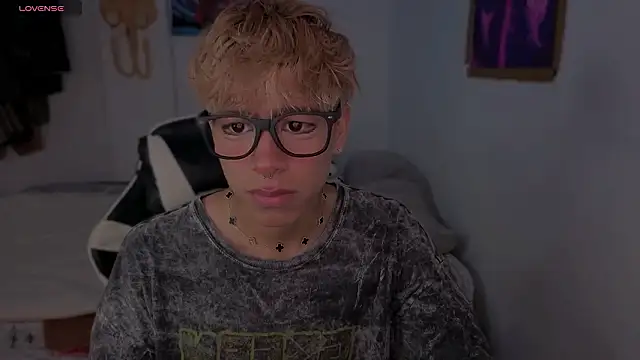 Snapshot of Ryan_sweet chatting on March 4, 5:31 pm Ryan sweet online show from March 4, 5:31 pm