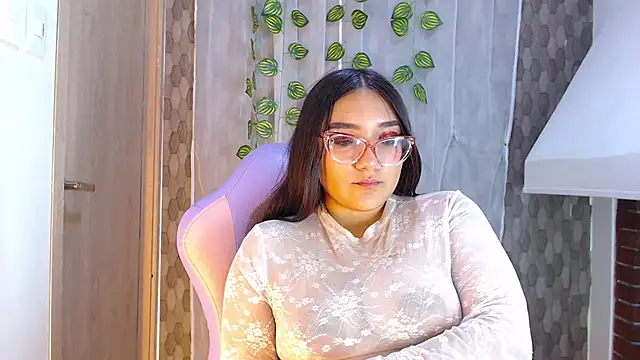 anyela donecm online show from April 30, 7:32 pm