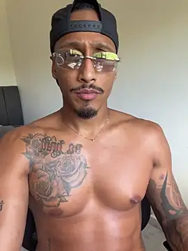 Snapshot of bruno_west chatting on February 26, 8:31 pm bruno west online show from February 26, 8:31 pm