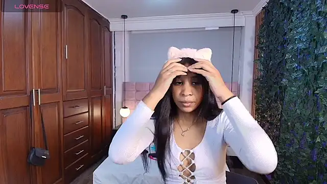 ShayMilleer online show from March 17, 11:35 am