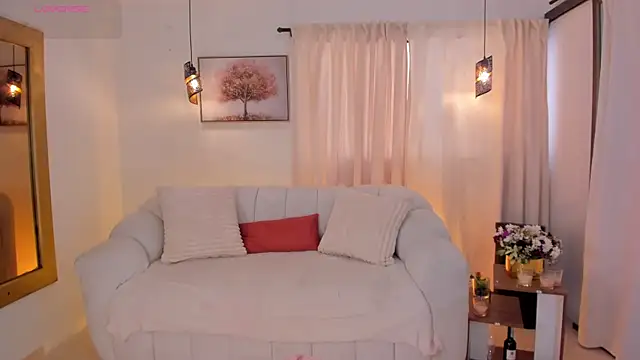 IsabellaLux  online show from March 22, 3:24 pm