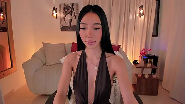 IsabellaLux  online show from May 7, 3:59 pm