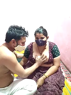 Snapshot of gujjuhotcouple chatting on March 1, 5:24 pm gujjuhotcouple online show from March 1, 5:24 pm
