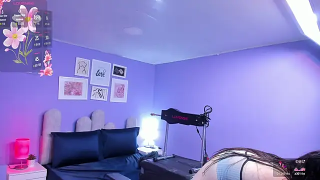 dahiana boobs online show from July 16, 3:25 am