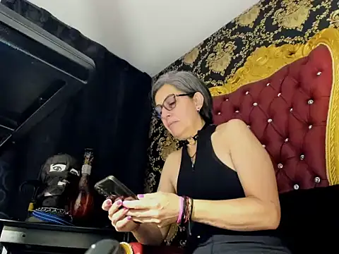 Hades Lyra online show from March 30, 3:02 pm