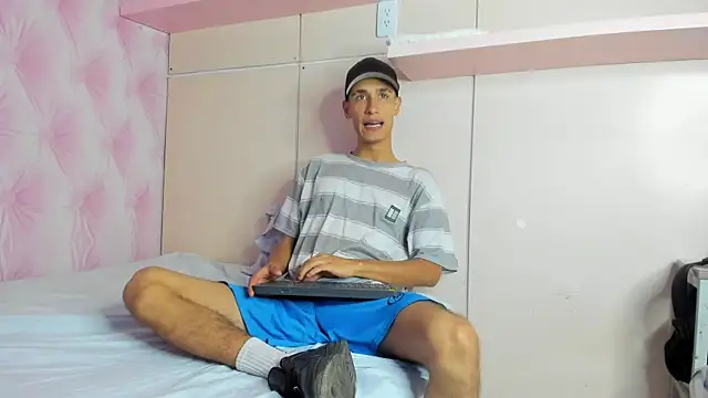 Thiagoduarte  online show from February 27, 12:05 pm