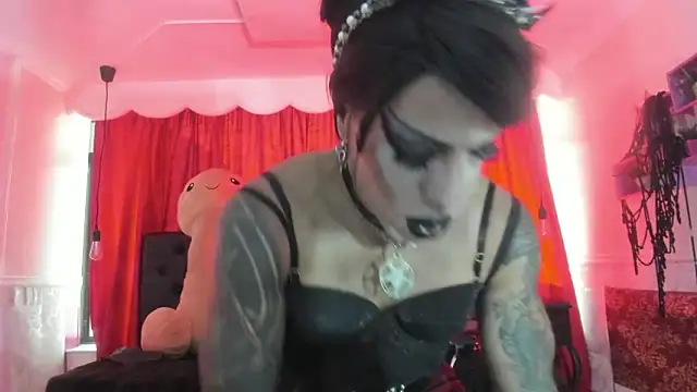 Snapshot of Lilith_madame_satan chatting on June 12, 2:15 pm Lilith madame satan online show from June 12, 2:15 pm