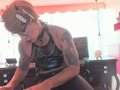 Lilith madame satan online show from March 6, 6:25 pm