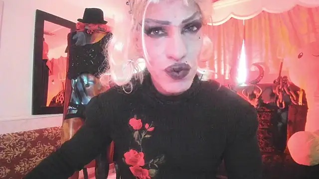 Snapshot of Lilith_madame_satan chatting on July 12, 2:40 pm Lilith madame satan online show from July 12, 2:40 pm