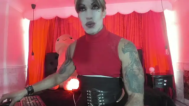 Snapshot of Lilith_madame_satan chatting on June 15, 5:34 pm Lilith madame satan online show from June 15, 5:34 pm