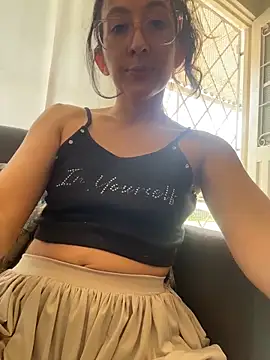 Snapshot of paula_p07 chatting on April 28, 8:02 pm paula p07 online show from April 28, 8:02 pm